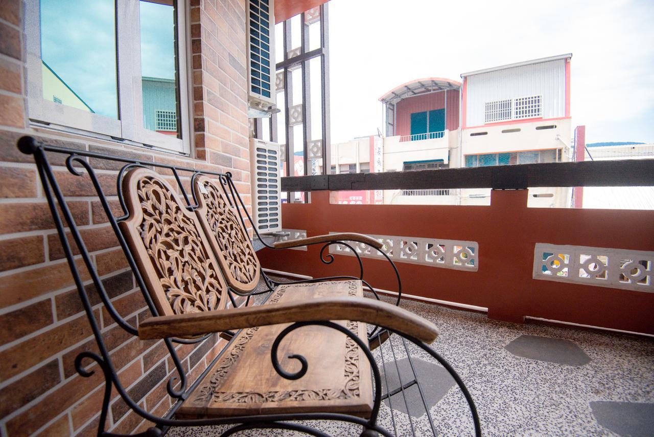 Ripoll'Es Homestay Chishang Exterior photo